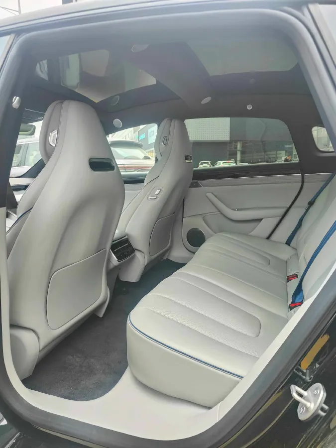 2025 Luxeed S7 BEV 82KWH,autocango,china used car exporter,china ev exporter,chinese used car exporter,chinese used ev exporter