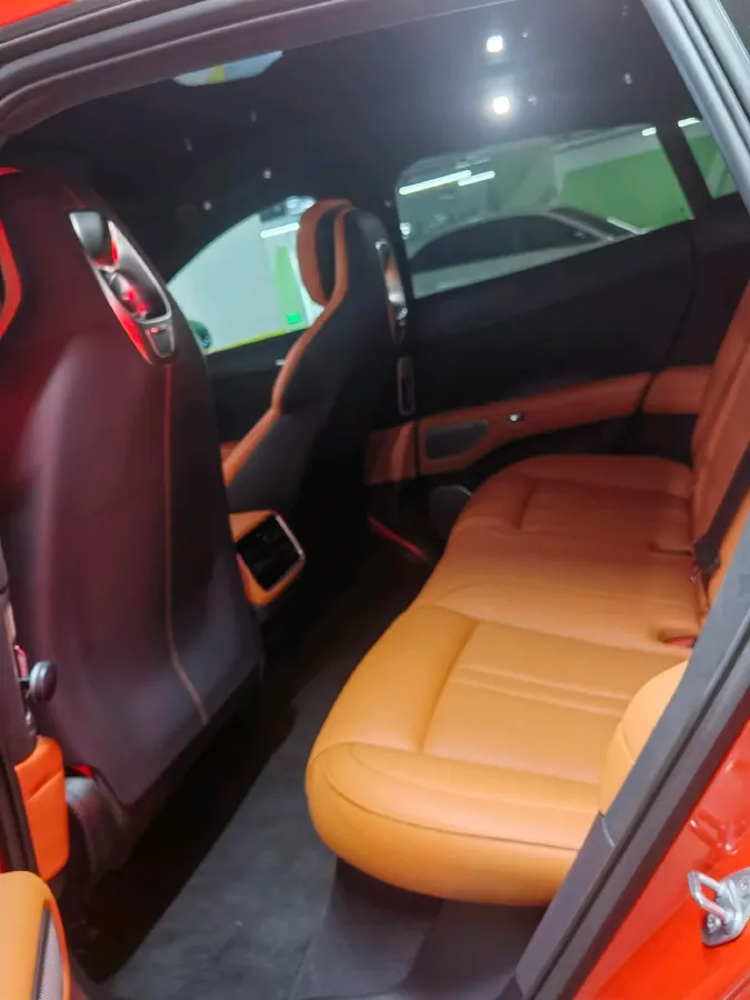 2025 MI YU7 BEV 101.7KWH,autocango,china used car exporter,china ev exporter,chinese used car exporter,chinese used ev exporter