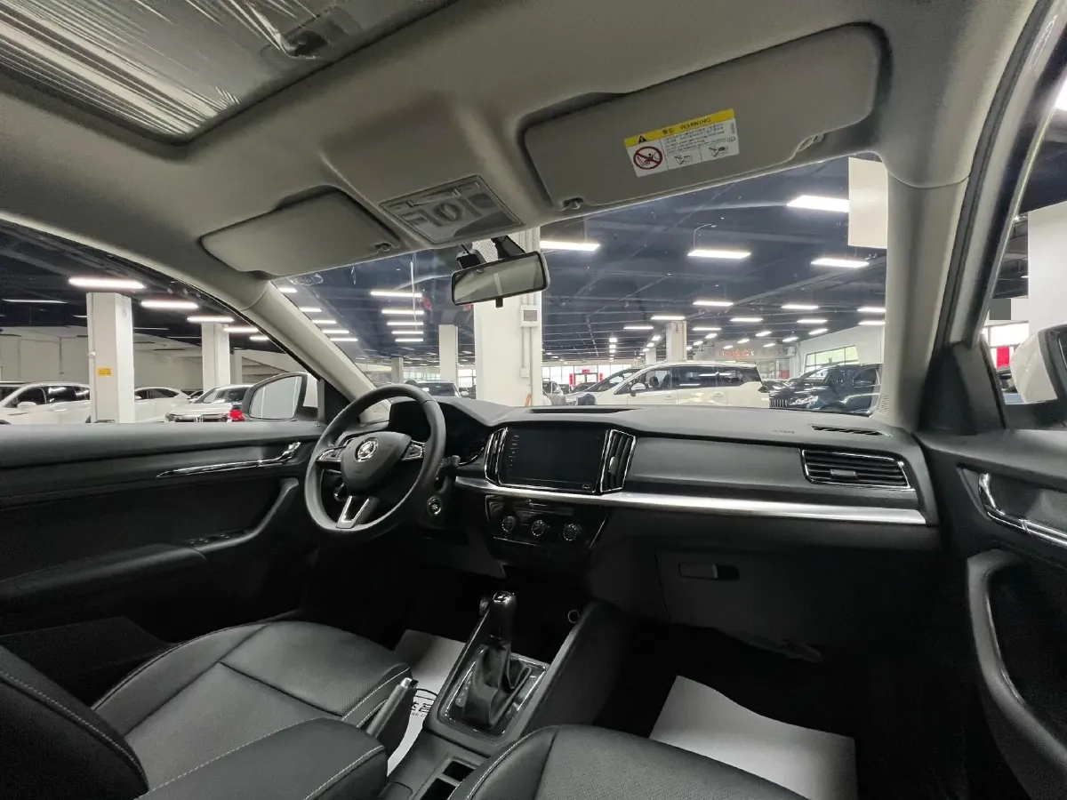 2023 Skoda Kamiq 1.5L 112HP L4 6AT,autocango,china used car exporter,china ev exporter,chinese used car exporter,chinese used ev exporter