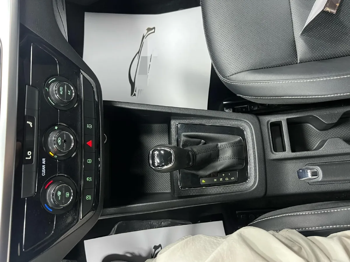 2023 Skoda Kamiq 1.5L 112HP L4 6AT,autocango,china used car exporter,china ev exporter,chinese used car exporter,chinese used ev exporter
