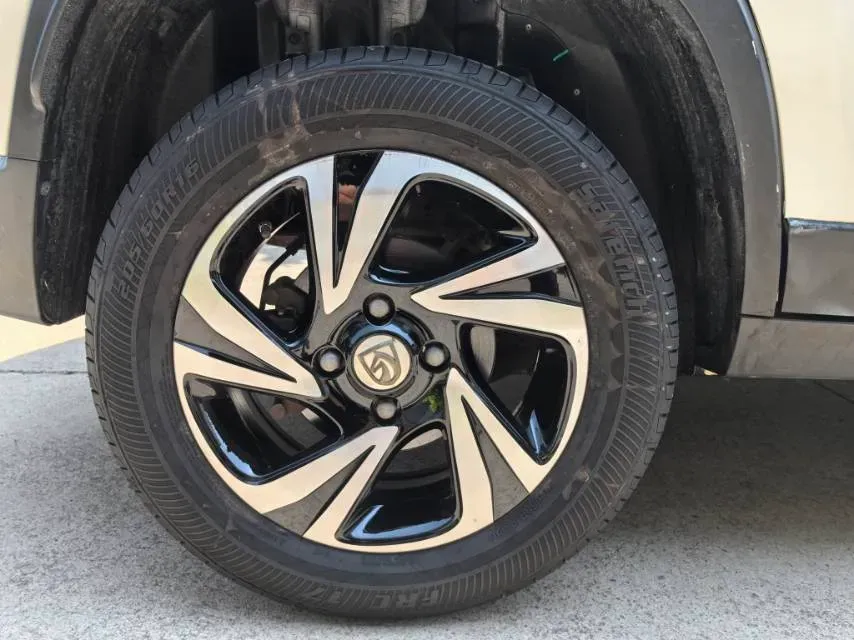 2017 BaoJun 510 1.5L 112HP L4 6MT,autocango,china used car exporter,china ev exporter,chinese used car exporter,chinese used ev exporter
