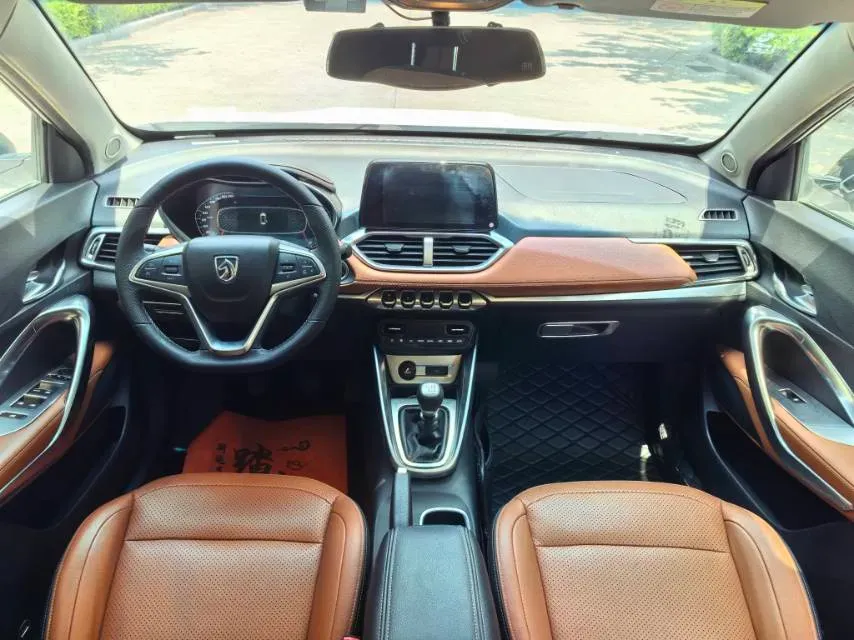 2017 BaoJun 510 1.5L 112HP L4 6MT,autocango,china used car exporter,china ev exporter,chinese used car exporter,chinese used ev exporter