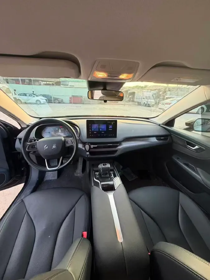 2024 HongQi E-QM5 BEV 60KWH,autocango,china used car exporter,china ev exporter,chinese used car exporter,chinese used ev exporter