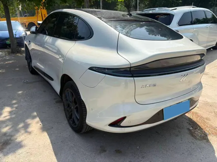 2023 IM LS6 BEV 71KWH,autocango,china used car exporter,china ev exporter,chinese used car exporter,chinese used ev exporter