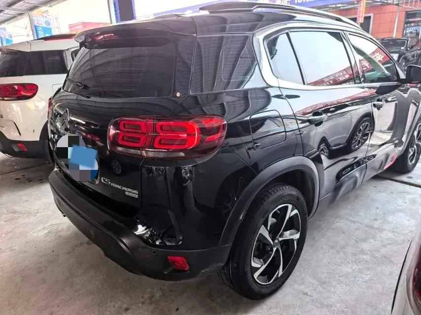 2017 Citroen C5 Aircross 1.6T 167HP L4 6AT,autocango,china used car exporter,china ev exporter,chinese used car exporter,chinese used ev exporter