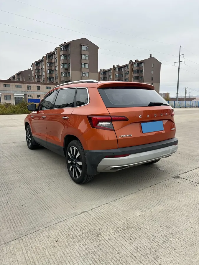 2021 Skoda Karoq 1.4T 150HP L4 7DCT,autocango,china used car exporter,china ev exporter,chinese used car exporter,chinese used ev exporter