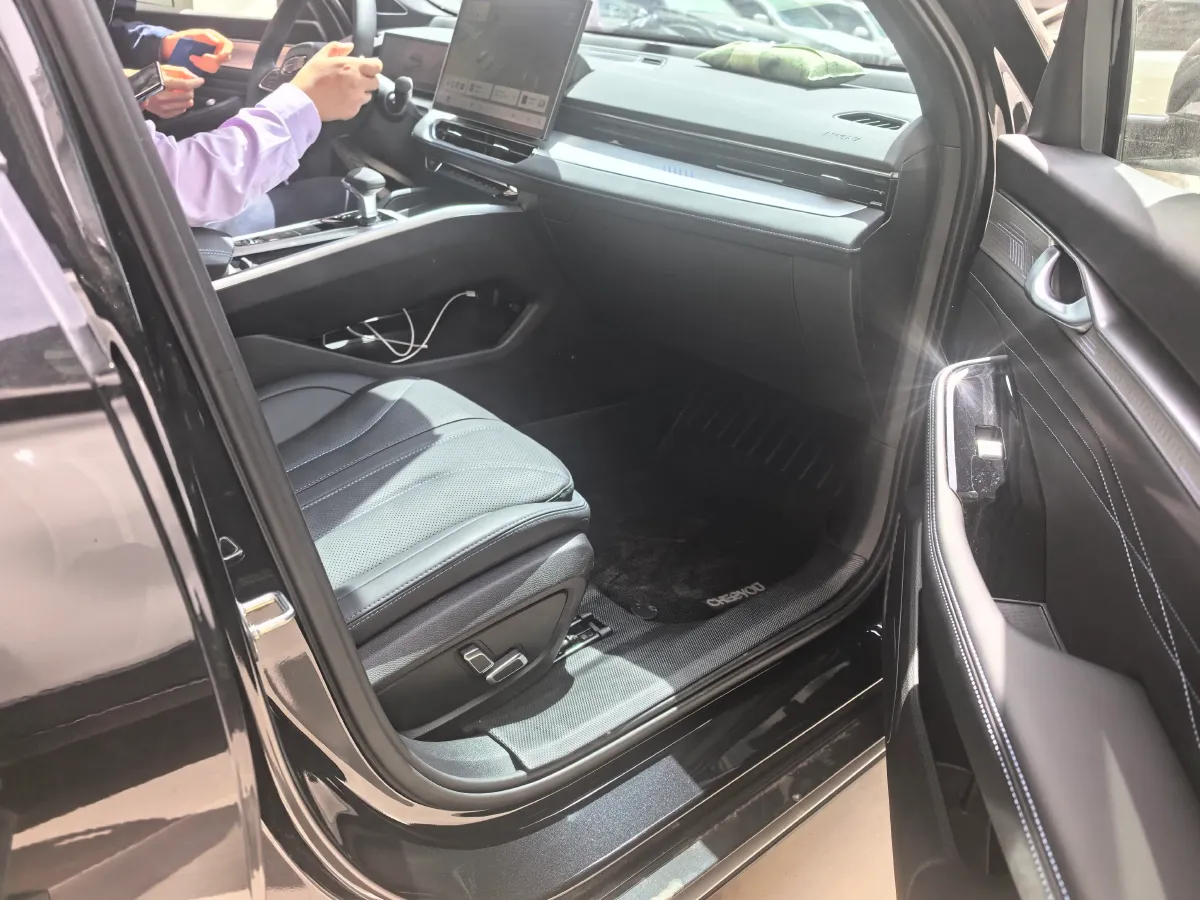 2025 Geely Preface 1.5T 181HP L4 7DCT,autocango,china used car exporter,china ev exporter,chinese used car exporter,chinese used ev exporter
