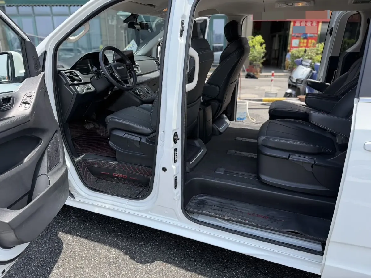 2023 MAXUS G20 2.0T 224HP L4 8AT,autocango,china used car exporter,china ev exporter,chinese used car exporter,chinese used ev exporter