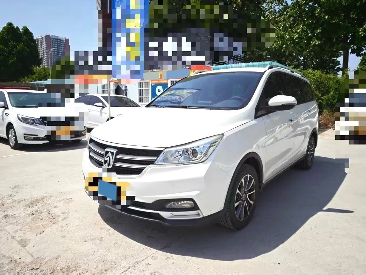 2019 BaoJun 730 1.5T 151HP L4 CVT,autocango,china used car exporter,china ev exporter,chinese used car exporter,chinese used ev exporter