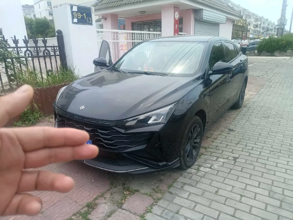 2024 DongFeng Aeolus YiXuan 1.5L 125HP L4 6DCT,autocango,china used car exporter,china ev exporter,chinese used car exporter,chinese used ev exporter
