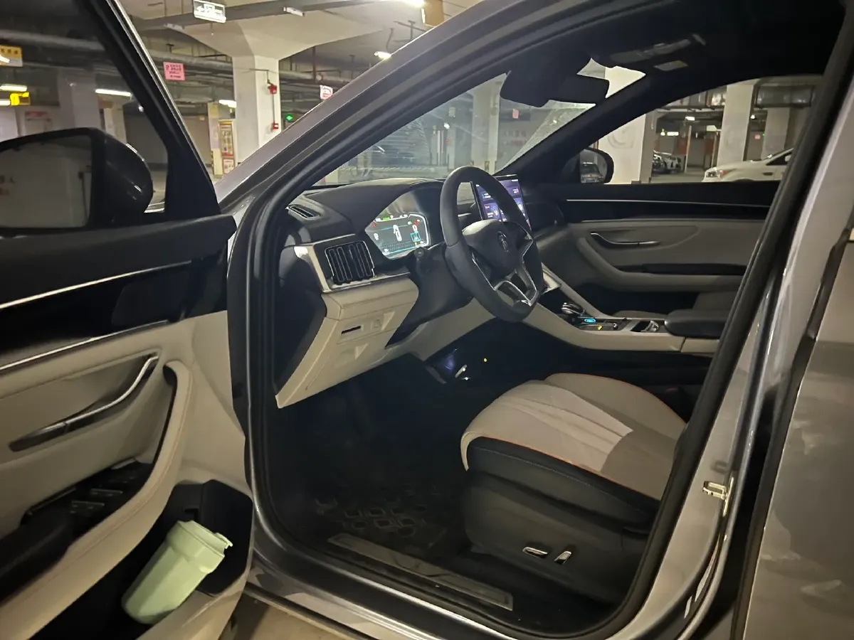 2022 Hyundai Tucson 2.0L 150HP L4 6AT Hybrid,autocango,china used car exporter,china ev exporter,chinese used car exporter,chinese used ev exporter