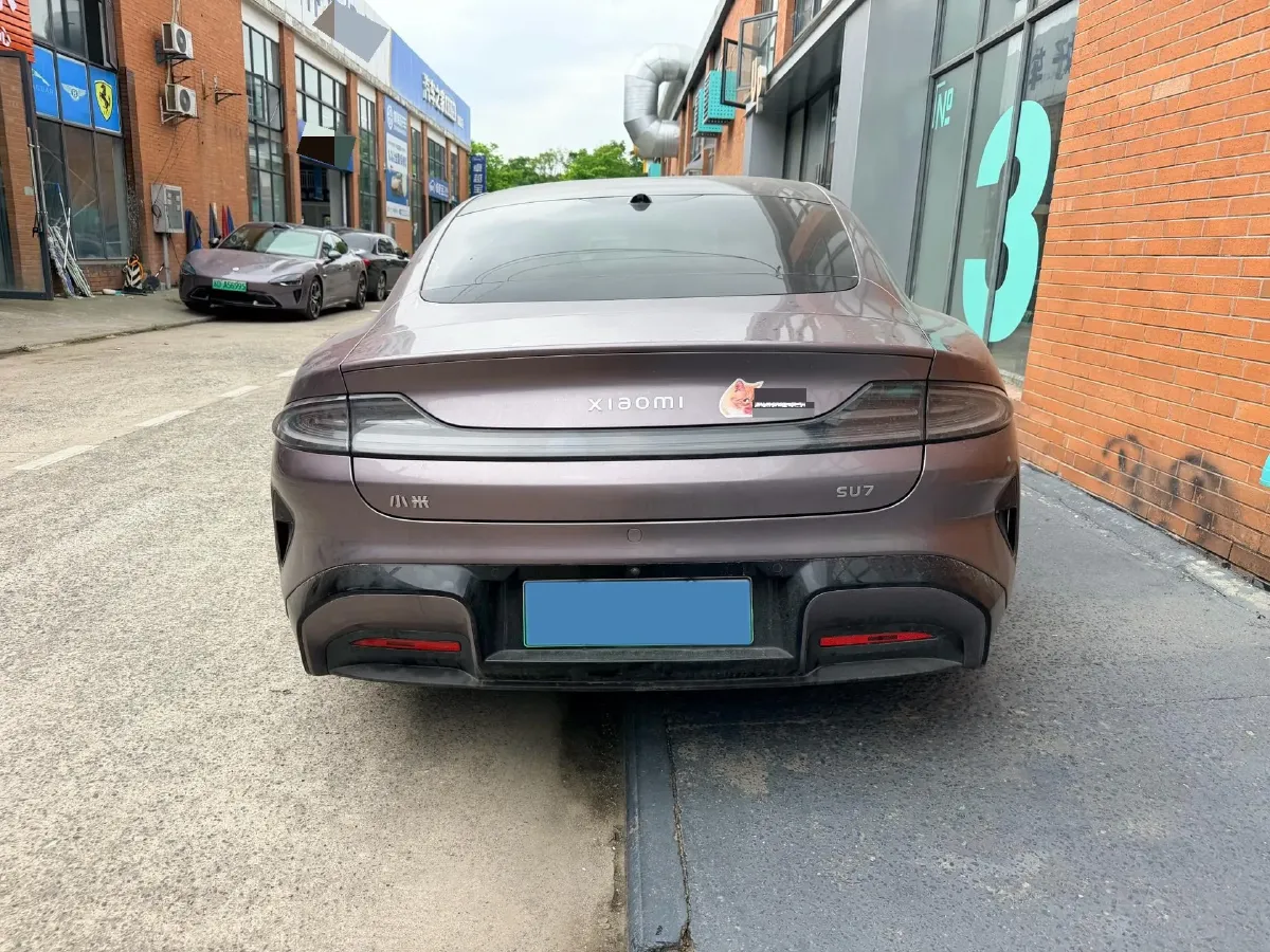 2024 MI SU7 BEV 73.6KWH,autocango,china used car exporter,china ev exporter,chinese used car exporter,chinese used ev exporter