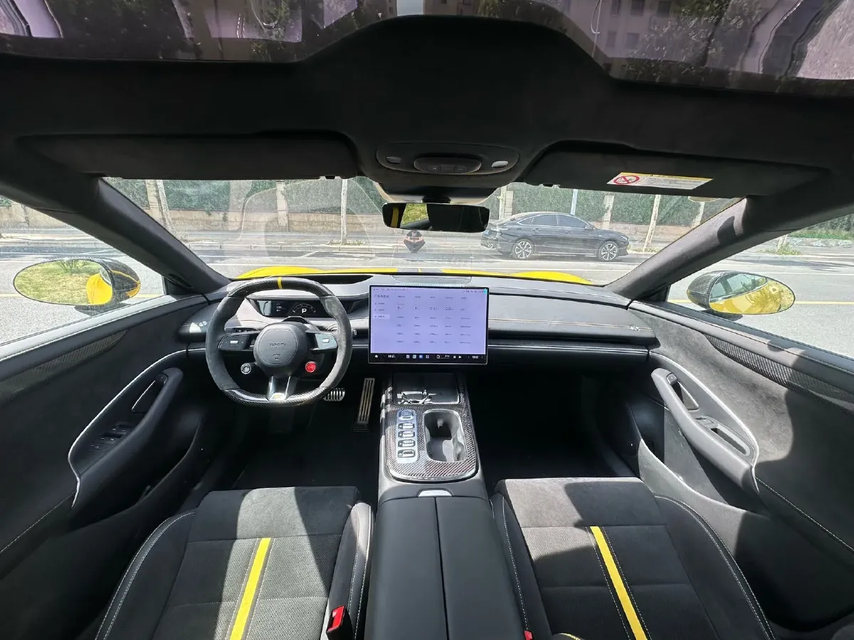 2025 MI SU7 Ultra BEV 93.7KWH,autocango,china used car exporter,china ev exporter,chinese used car exporter,chinese used ev exporter