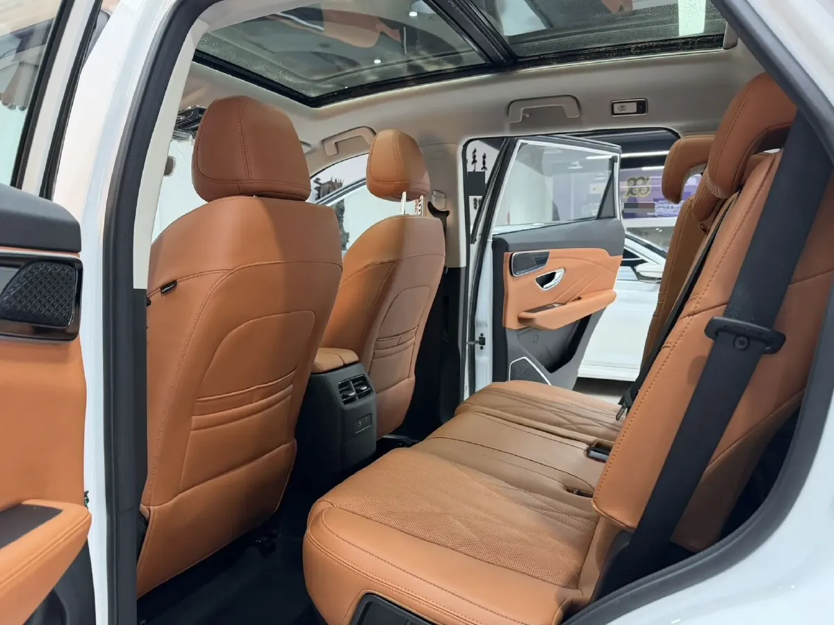 2025 Jetour ShanHai L7 1.5T 156HP L4 2DHT PHEV,autocango,china used car exporter,china ev exporter,chinese used car exporter,chinese used ev exporter