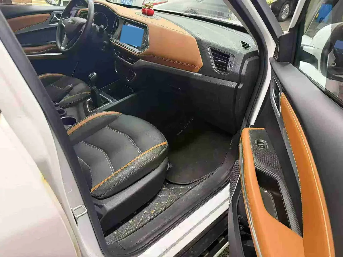 2017 Zotye T300 1.5T 144HP L4 5MT,autocango,china used car exporter,china ev exporter,chinese used car exporter,chinese used ev exporter