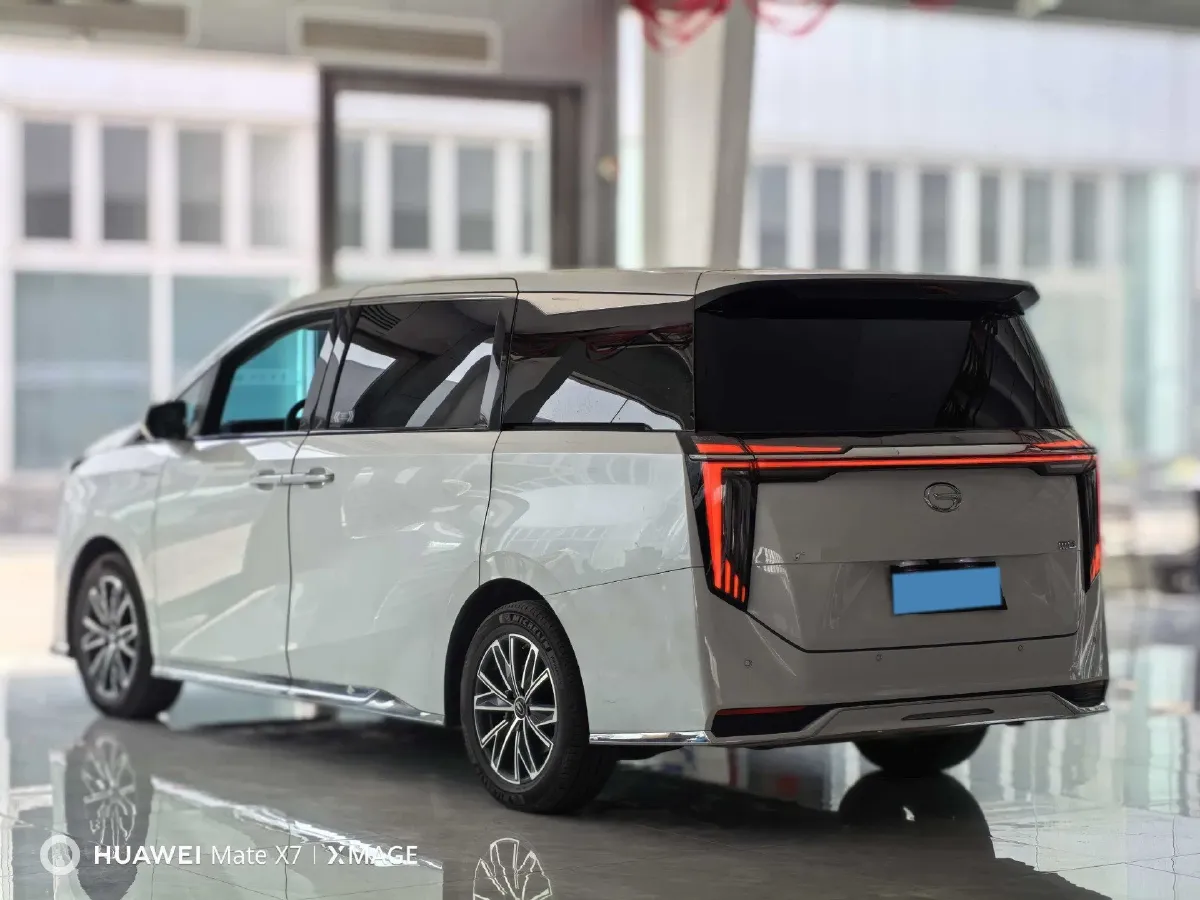 2023 GAC Trumpchi M8 2.0T 252HP L4 8AT,autocango,china used car exporter,china ev exporter,chinese used car exporter,chinese used ev exporter
