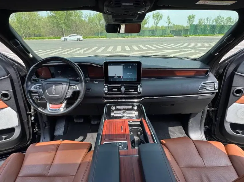 2020 Lincoln Navigator 3.5T 388HP V6 10AT,autocango,china used car exporter,china ev exporter,chinese used car exporter,chinese used ev exporter