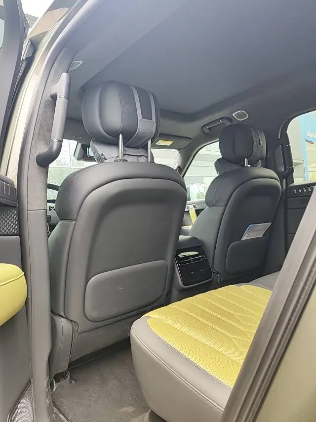 2025 BMW 3 Series 2.0T 245HP L4 8AT,autocango,china used car exporter,china ev exporter,chinese used car exporter,chinese used ev exporter
