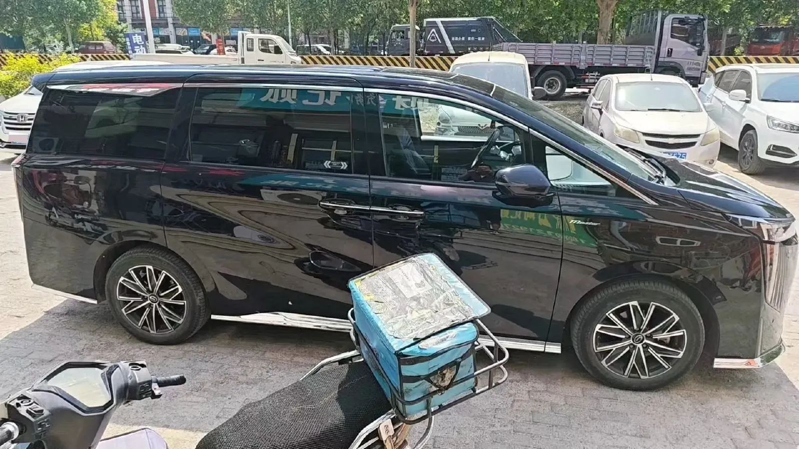 2024 GAC Trumpchi M8 2.0T 252HP L4 8AT,autocango,china used car exporter,china ev exporter,chinese used car exporter,chinese used ev exporter