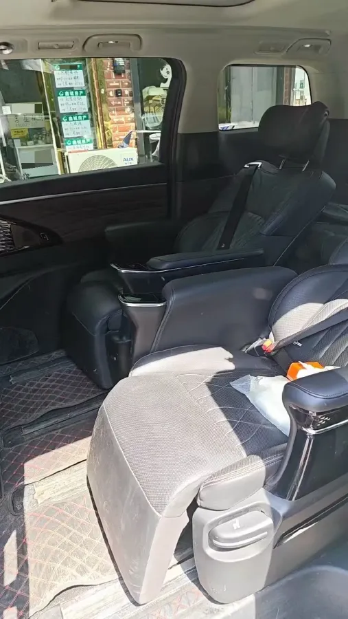 2024 GAC Trumpchi M8 2.0T 252HP L4 8AT,autocango,china used car exporter,china ev exporter,chinese used car exporter,chinese used ev exporter