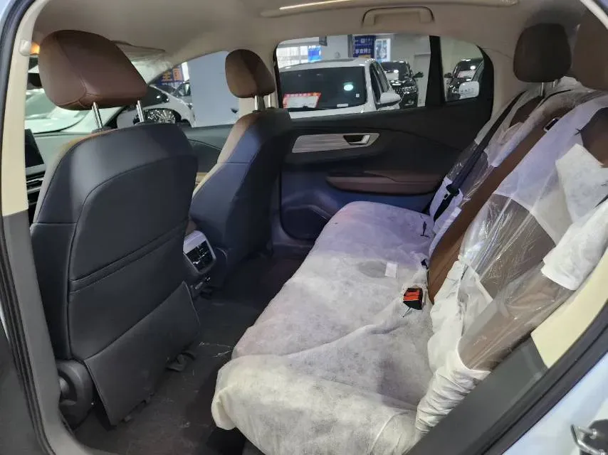 2024 HongQi E-QM5 BEV 72KWH,autocango,china used car exporter,china ev exporter,chinese used car exporter,chinese used ev exporter