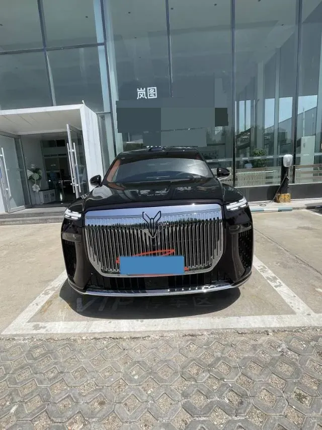2026 Voyah TaiShan 1.5T 150HP L4 PHEV,autocango,china used car exporter,china ev exporter,chinese used car exporter,chinese used ev exporter