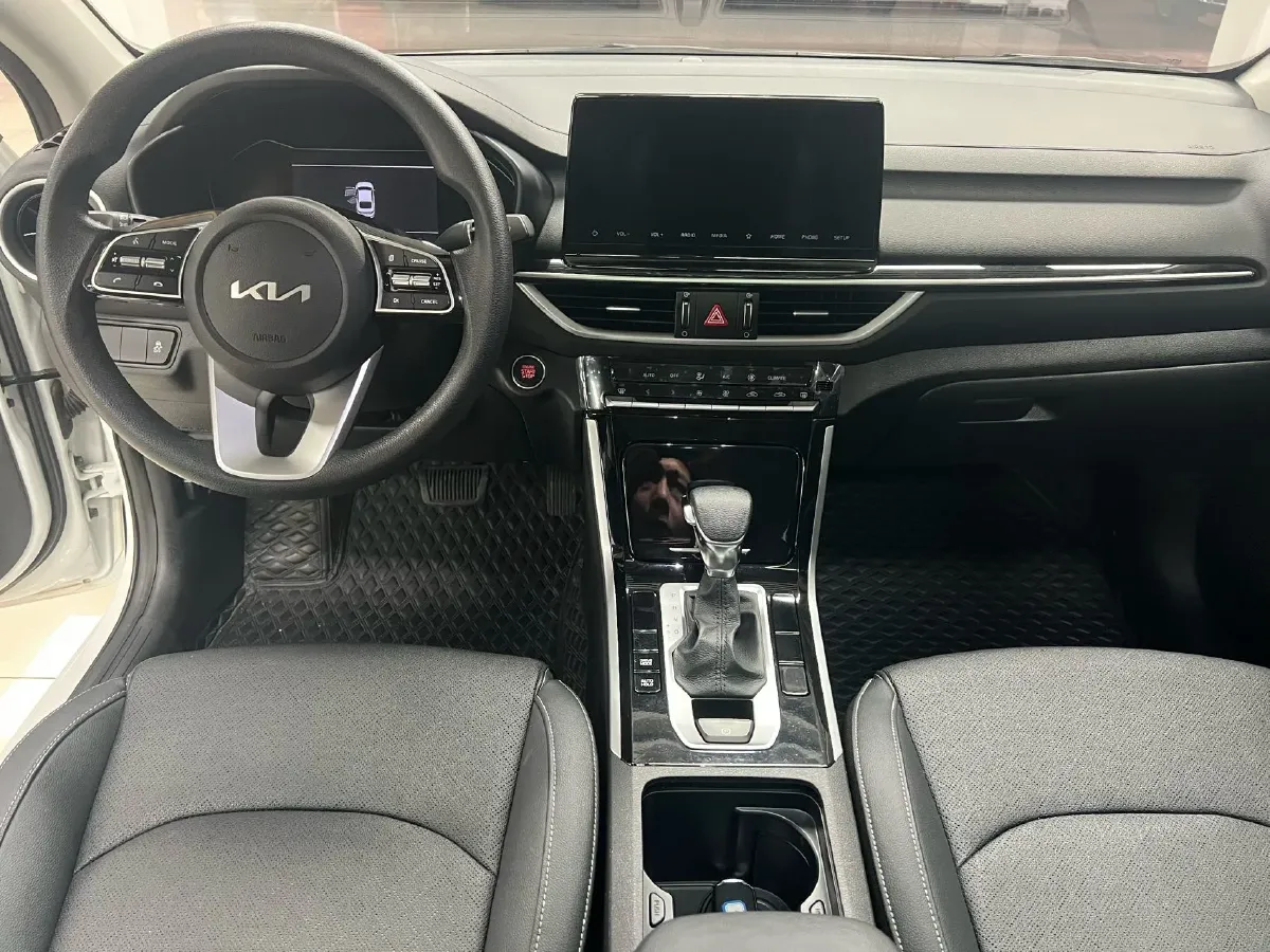 2021 Kia K3 1.5L 115HP L4 CVT,autocango,china used car exporter,china ev exporter,chinese used car exporter,chinese used ev exporter