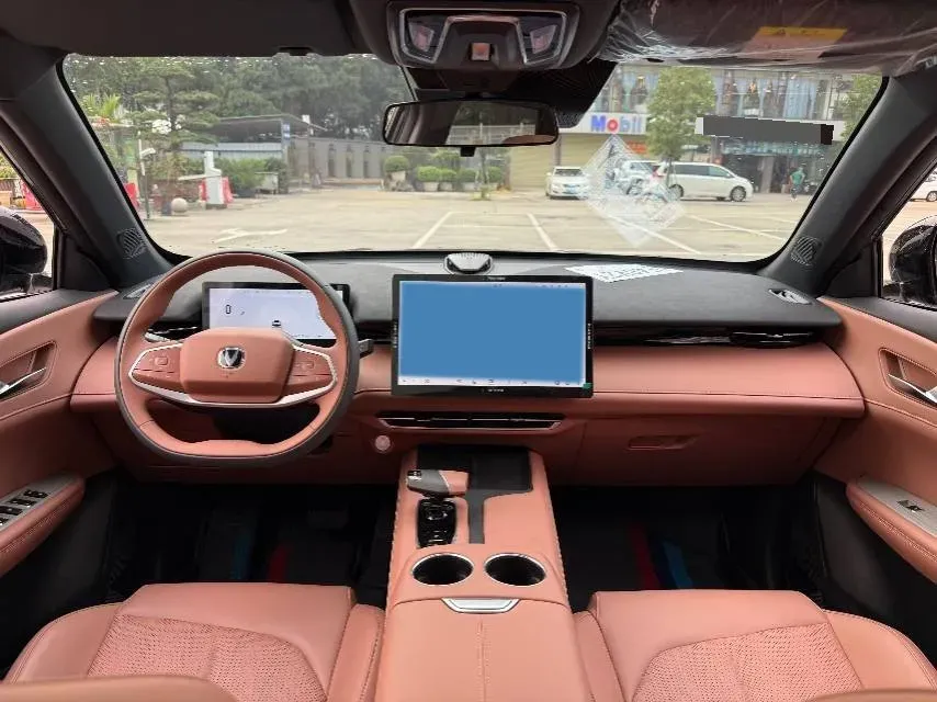 2025 ChangAn UNI-Z 1.5L 98HP L4 E-CVT PHEV,autocango,china used car exporter,china ev exporter,chinese used car exporter,chinese used ev exporter