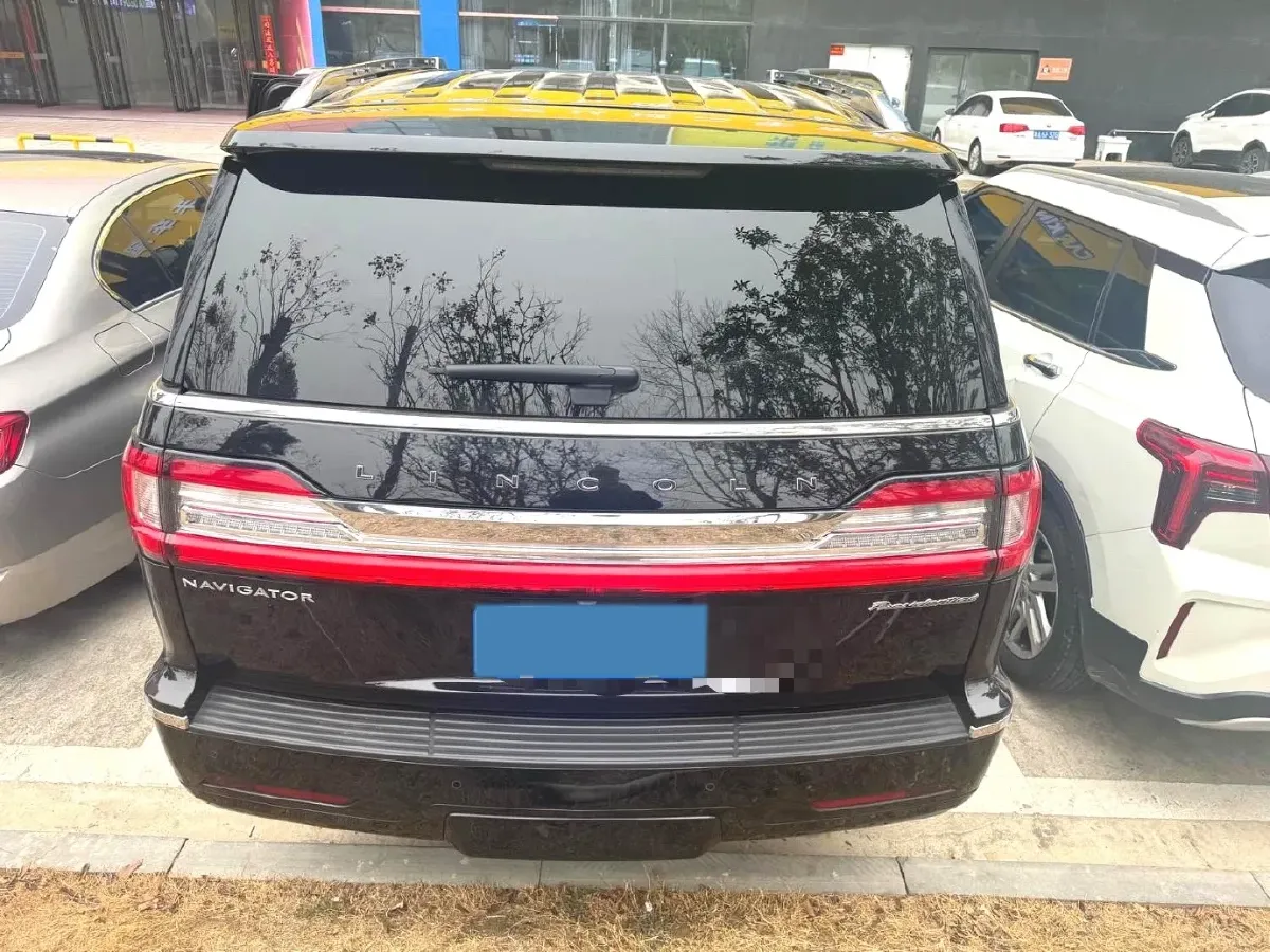 2020 Lincoln Navigator 3.5T 388HP V6 10AT,autocango,china used car exporter,china ev exporter,chinese used car exporter,chinese used ev exporter