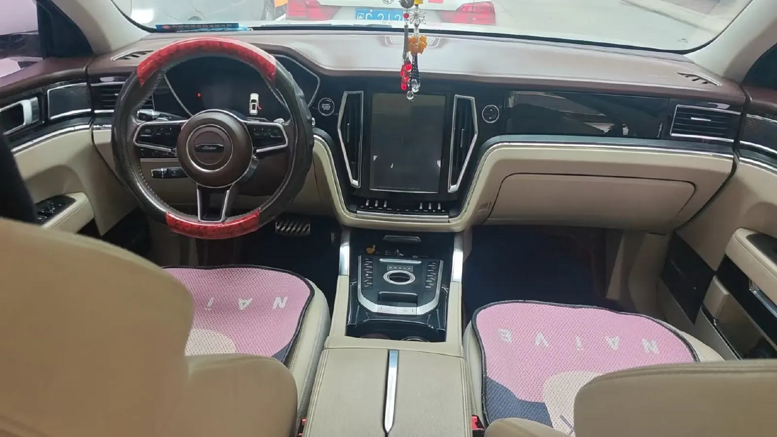 2017 Zotye T700 1.8T 177HP L4 6DCT,autocango,china used car exporter,china ev exporter,chinese used car exporter,chinese used ev exporter