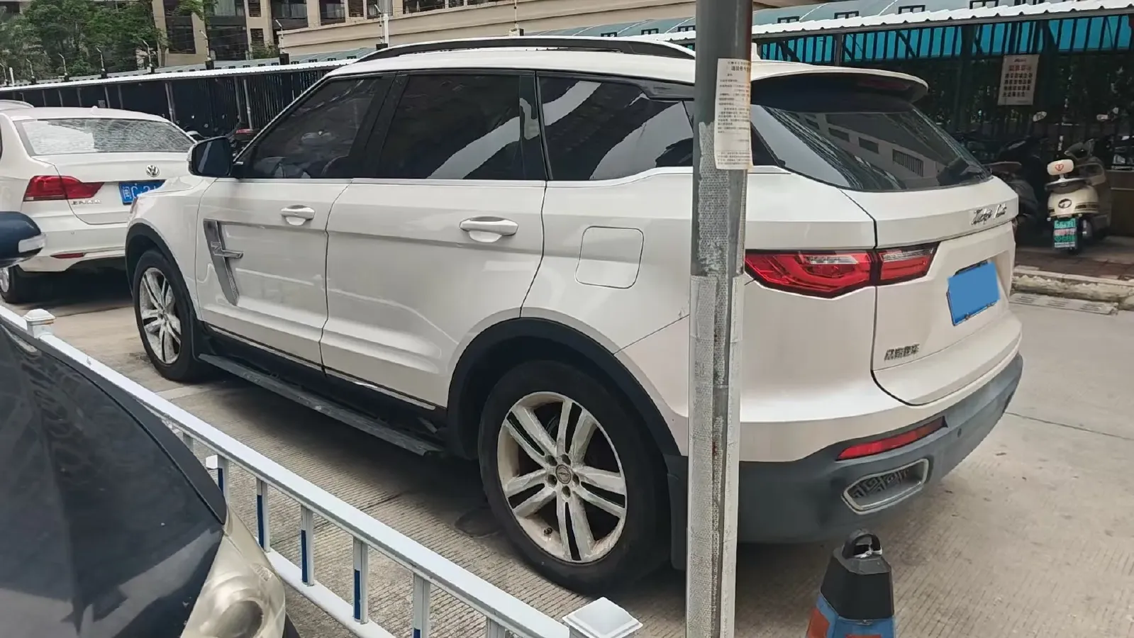 2017 Zotye T700 1.8T 177HP L4 6DCT,autocango,china used car exporter,china ev exporter,chinese used car exporter,chinese used ev exporter