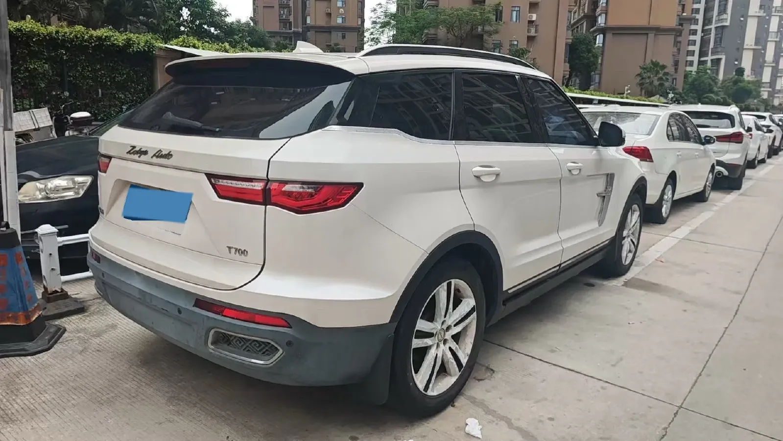 2017 Zotye T700 1.8T 177HP L4 6DCT,autocango,china used car exporter,china ev exporter,chinese used car exporter,chinese used ev exporter