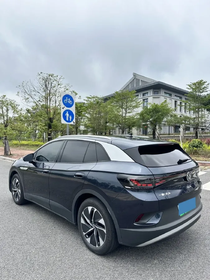 2024 Volkswagen ID.4 Crozz BEV 55.7KWH,autocango,china used car exporter,china ev exporter,chinese used car exporter,chinese used ev exporter