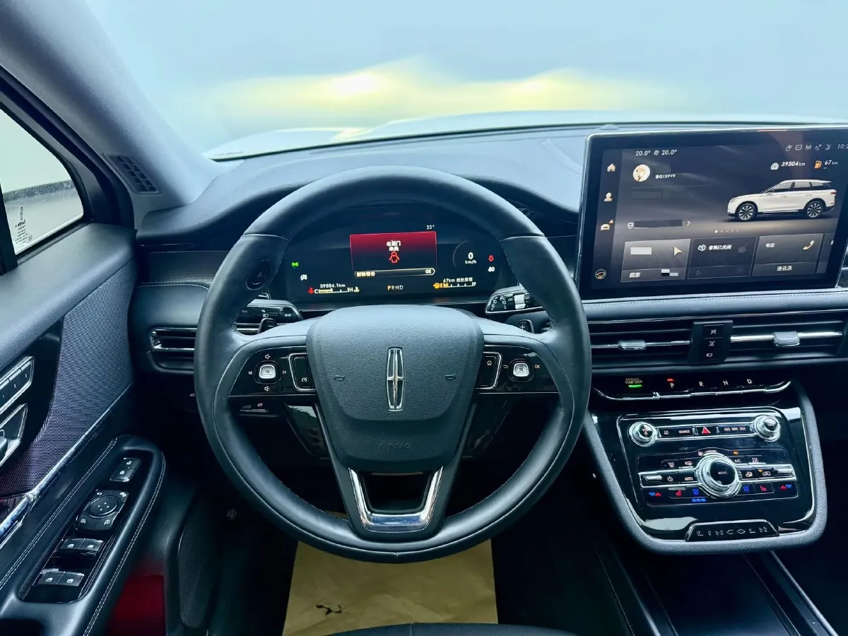 2021 Lincoln Corsair 2.0T 245HP L4 8AT,autocango,china used car exporter,china ev exporter,chinese used car exporter,chinese used ev exporter