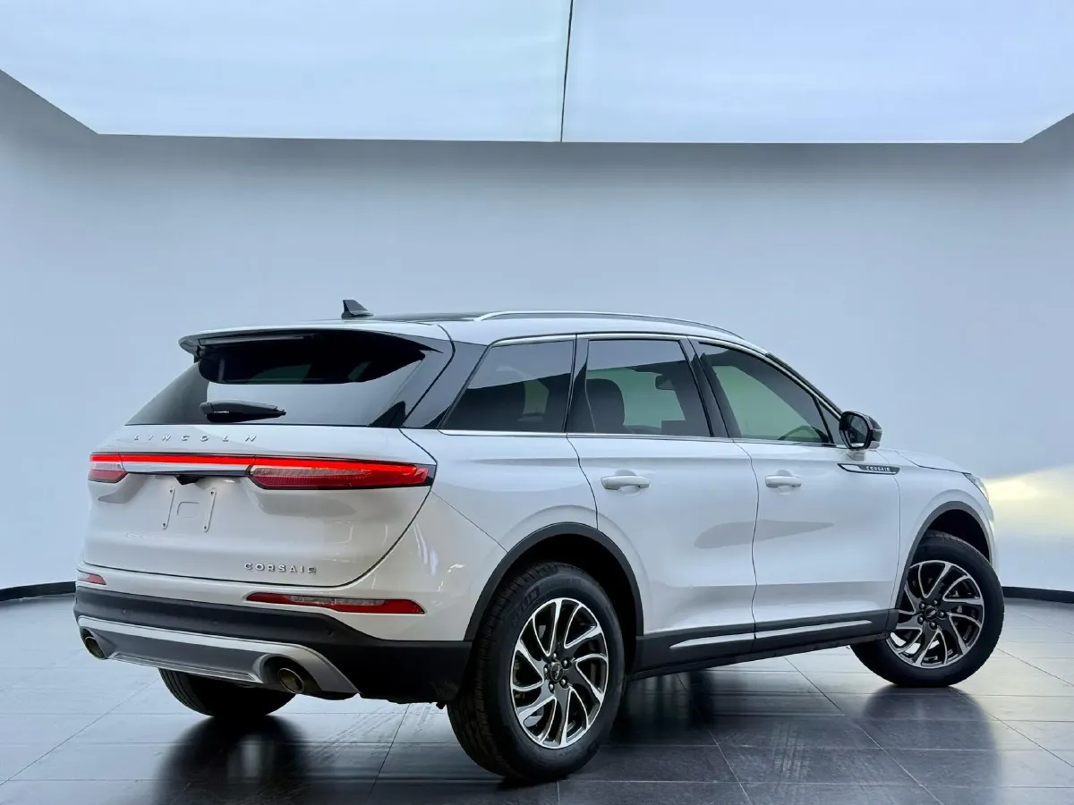 2021 Lincoln Corsair 2.0T 245HP L4 8AT,autocango,china used car exporter,china ev exporter,chinese used car exporter,chinese used ev exporter