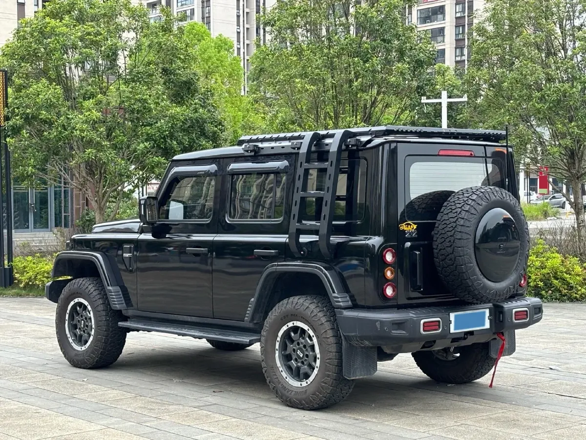 2025 212 212 T01 2.0T 252HP L4 8AT,autocango,china used car exporter,china ev exporter,chinese used car exporter,chinese used ev exporter
