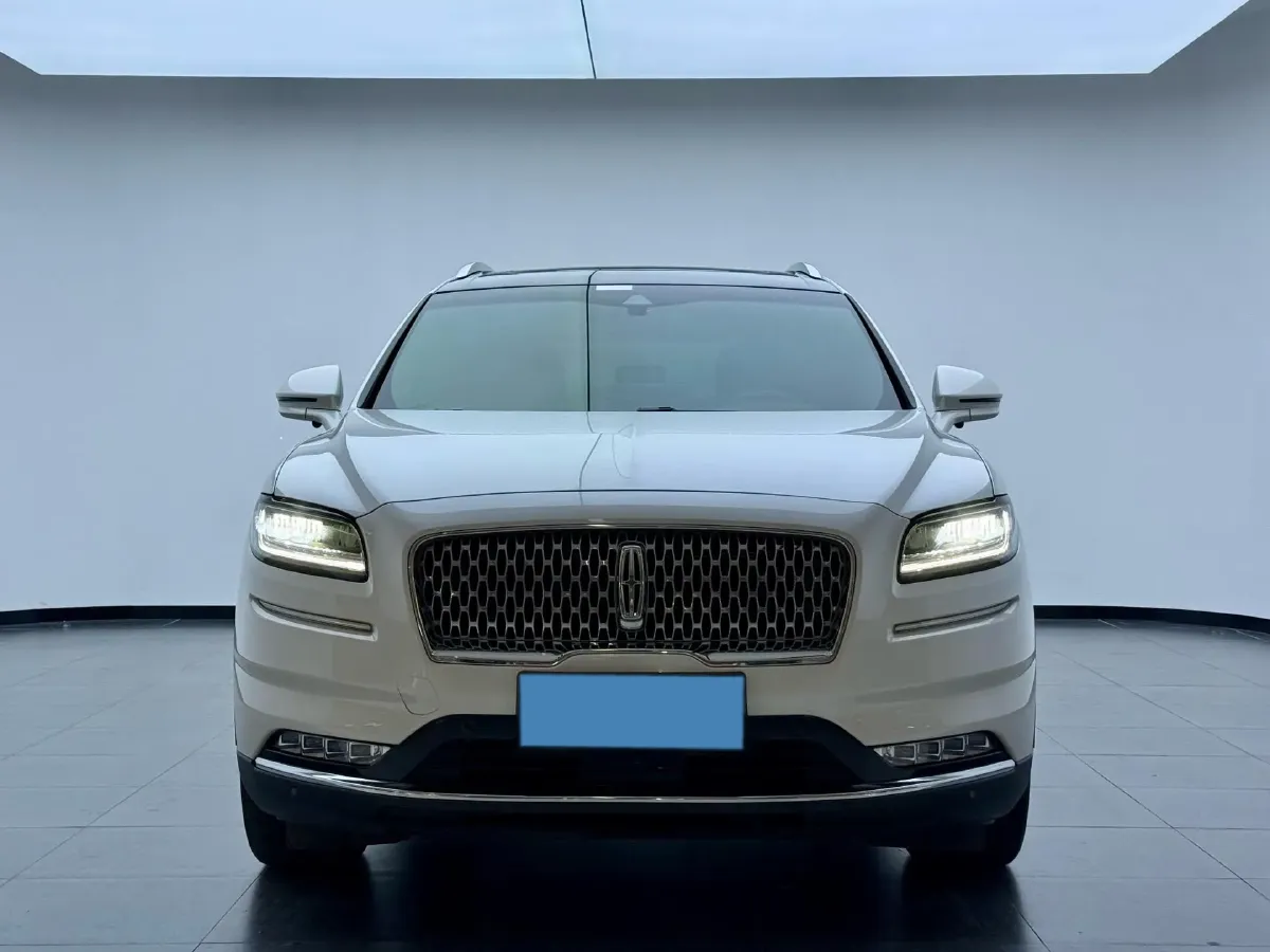 2021 Lincoln Nautilus 2.0T 245HP L4 8AT,autocango,china used car exporter,china ev exporter,chinese used car exporter,chinese used ev exporter
