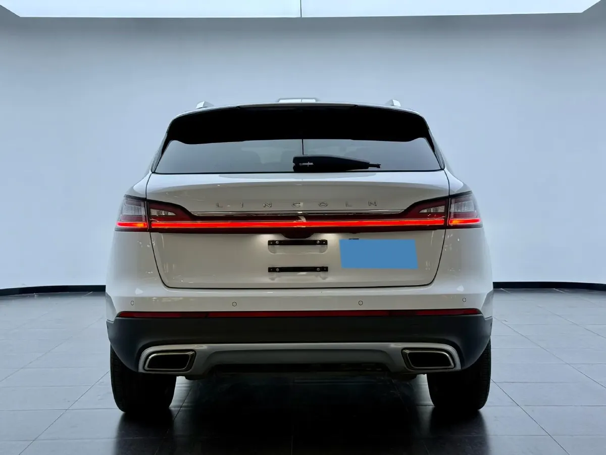 2021 Lincoln Nautilus 2.0T 245HP L4 8AT,autocango,china used car exporter,china ev exporter,chinese used car exporter,chinese used ev exporter