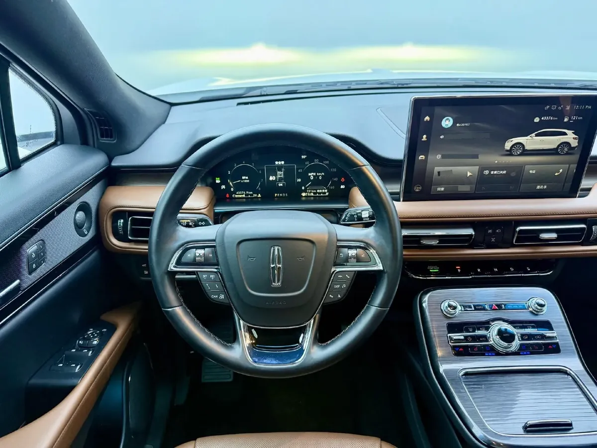 2021 Lincoln Nautilus 2.0T 245HP L4 8AT,autocango,china used car exporter,china ev exporter,chinese used car exporter,chinese used ev exporter