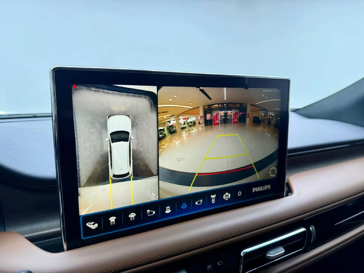 2021 Lincoln Nautilus 2.0T 245HP L4 8AT,autocango,china used car exporter,china ev exporter,chinese used car exporter,chinese used ev exporter