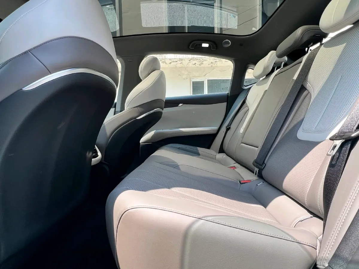 2024 Deepal L07 1.5L 98HP L4 REEV 28.39KWH,autocango,china used car exporter,china ev exporter,chinese used car exporter,chinese used ev exporter