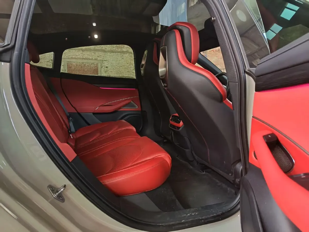2024 MI SU7 BEV 94.3KWH,autocango,china used car exporter,china ev exporter,chinese used car exporter,chinese used ev exporter