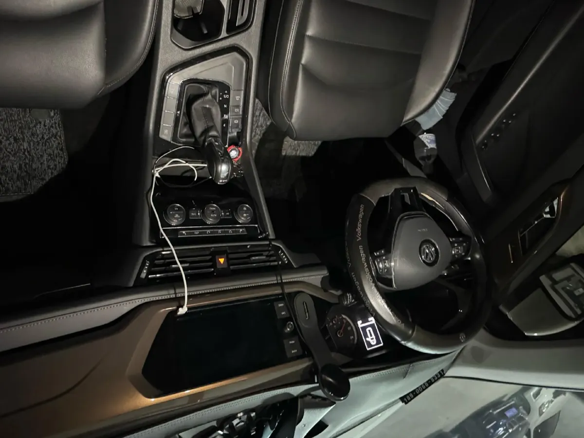 2019 MINI MINI 1.5T 102HP L3 7DCT,autocango,china used car exporter,china ev exporter,chinese used car exporter,chinese used ev exporter