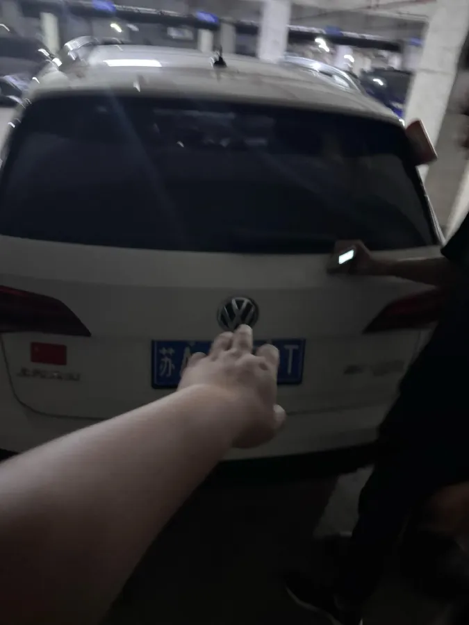2019 MINI MINI 1.5T 102HP L3 7DCT,autocango,china used car exporter,china ev exporter,chinese used car exporter,chinese used ev exporter