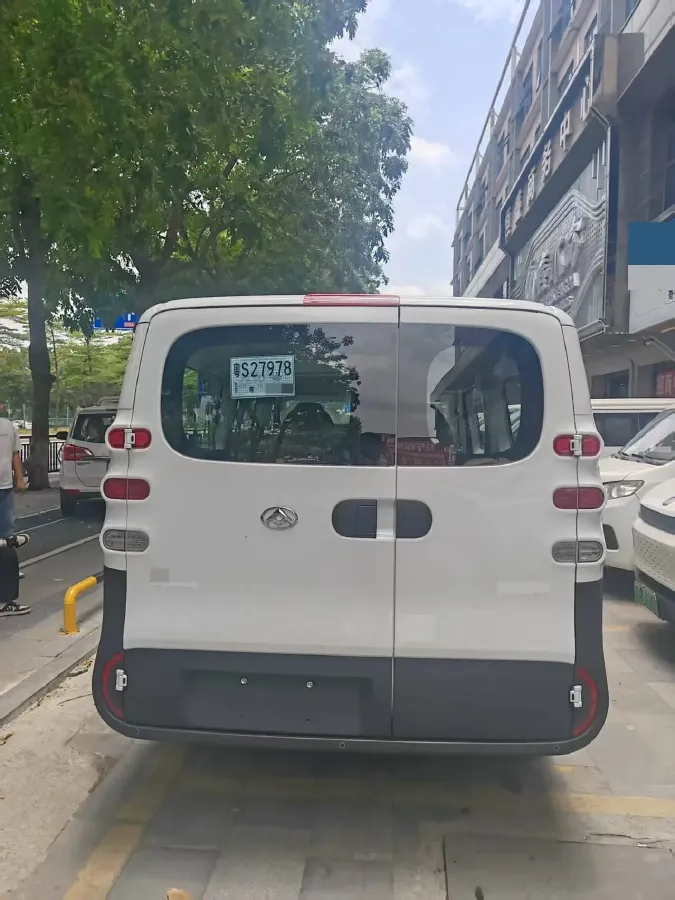 2025 MAXUS XinTu V70 2.0T 150HP L4 9AT,autocango,china used car exporter,china ev exporter,chinese used car exporter,chinese used ev exporter