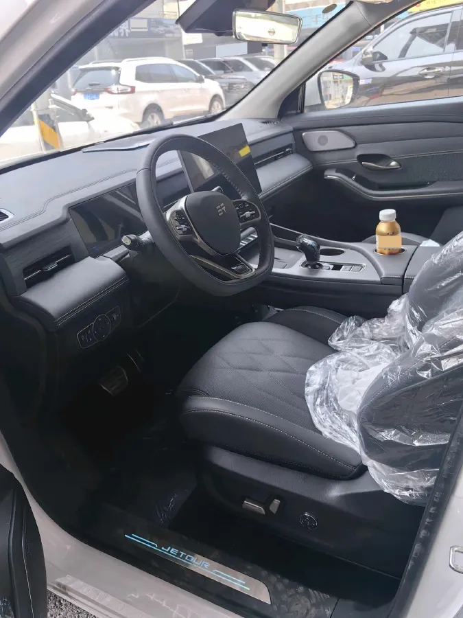 2023 Jetour Traveller 2.0T 254HP L4 7DCT,autocango,china used car exporter,china ev exporter,chinese used car exporter,chinese used ev exporter