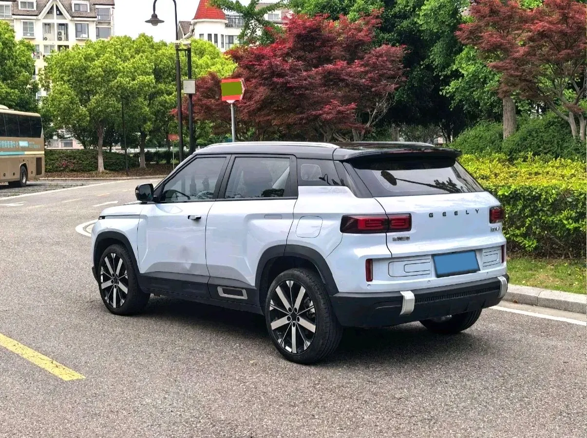 2023 Geely ICON 1.5T 181HP L4 7DCT,autocango,china used car exporter,china ev exporter,chinese used car exporter,chinese used ev exporter