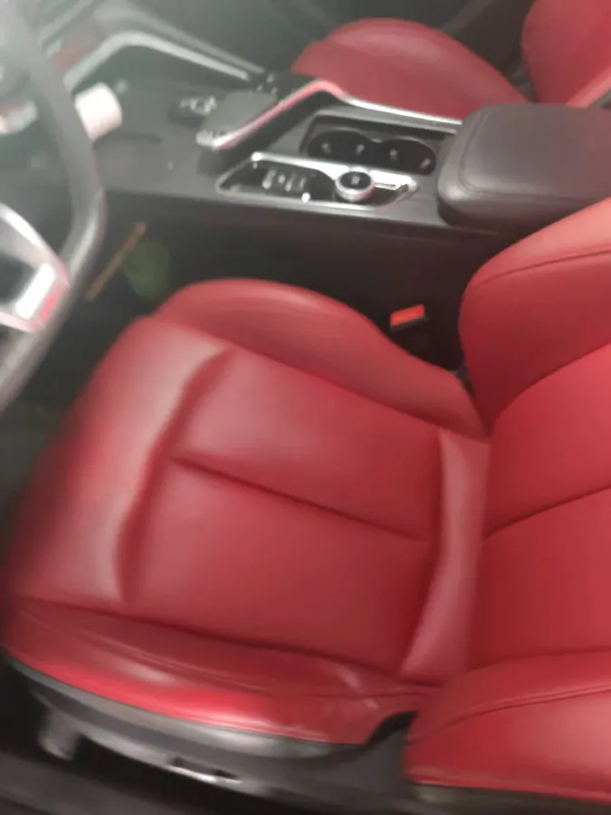 2020 ChangAn UNI-T 1.5T 180HP L4 7DCT,autocango,china used car exporter,china ev exporter,chinese used car exporter,chinese used ev exporter