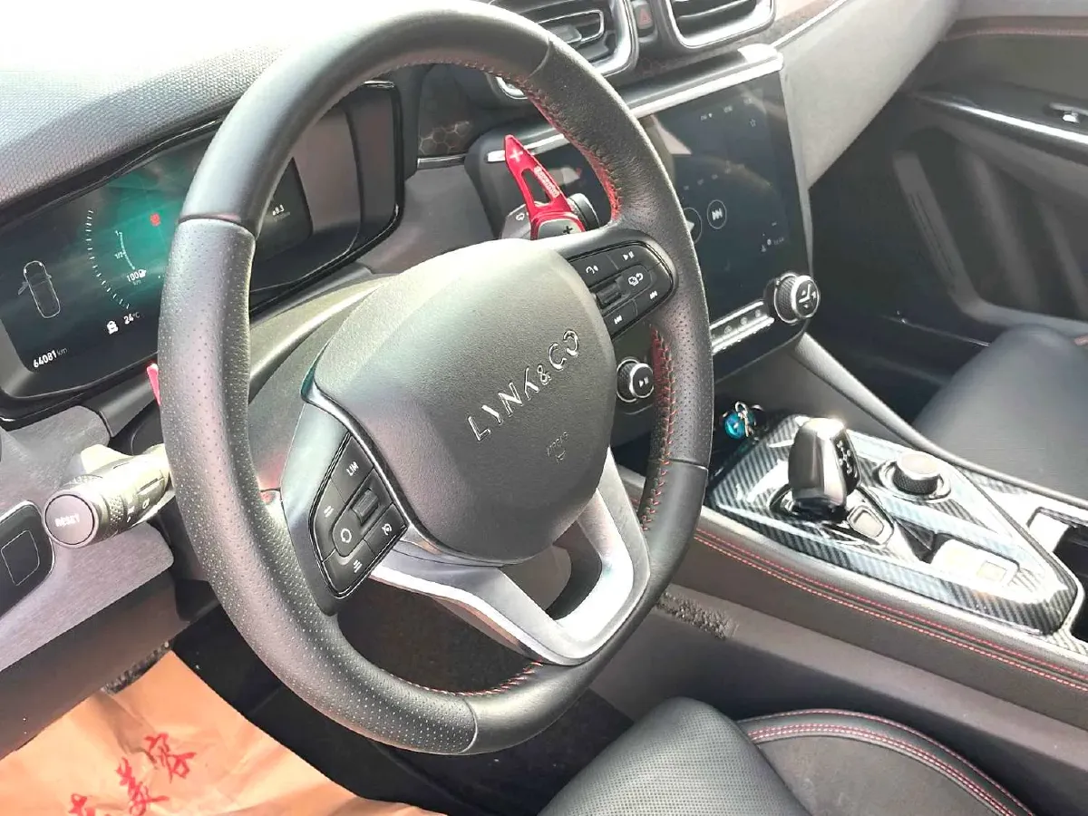 2019 Qoros 5 1.6T 197HP L4 7DCT,autocango,china used car exporter,china ev exporter,chinese used car exporter,chinese used ev exporter