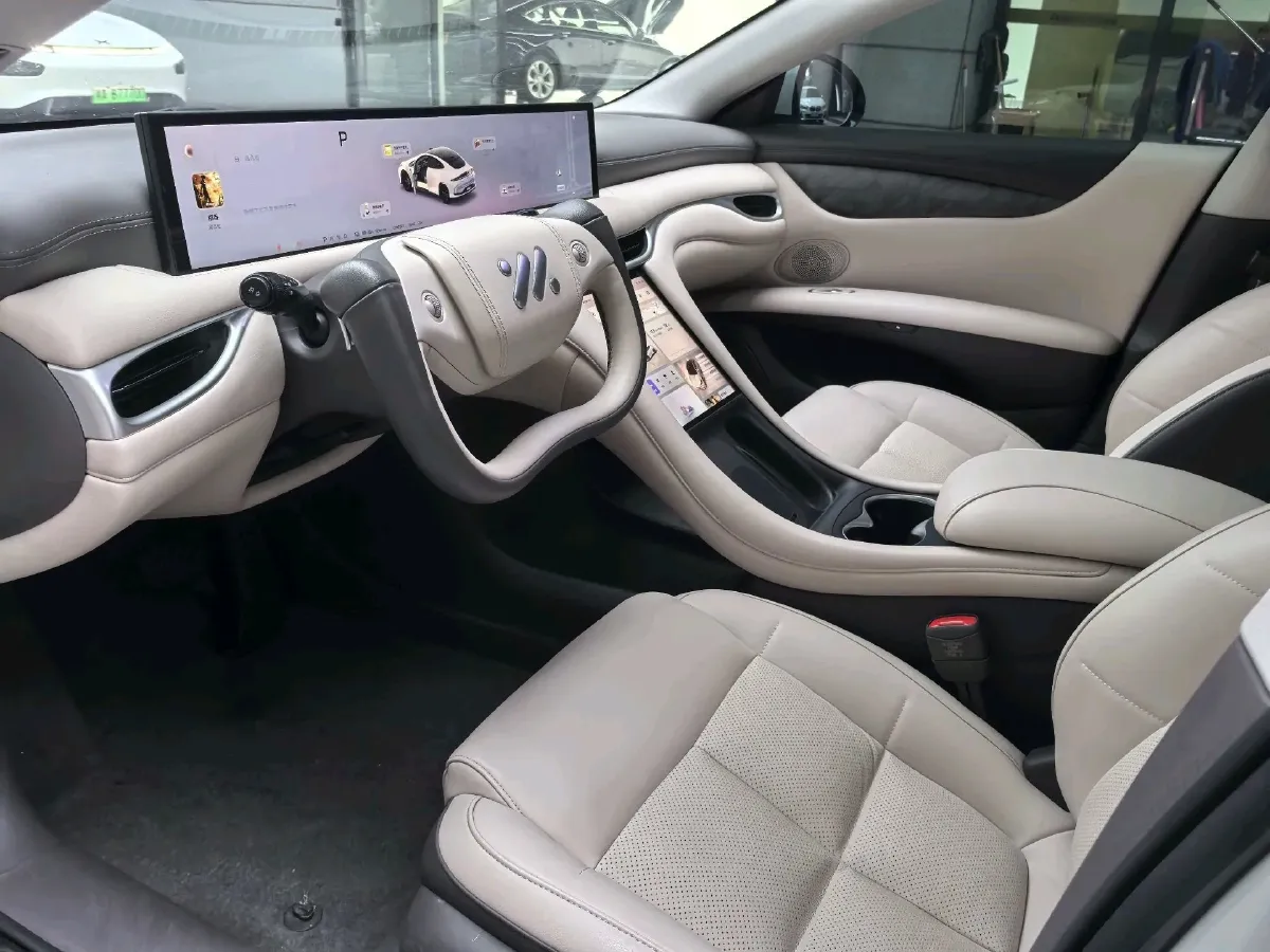 2024 IM L6 BEV 75KWH,autocango,china used car exporter,china ev exporter,chinese used car exporter,chinese used ev exporter